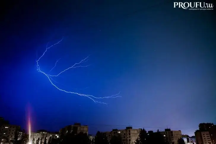 Стихия бьет по Башкирии: громовые раскаты и ливни грозят уничтожить урожай