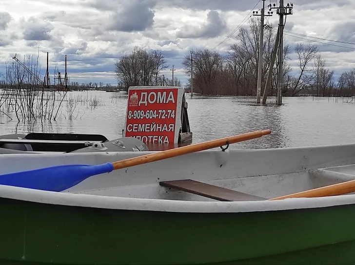 Затопленный Орск. Как жил город во время наводнения?