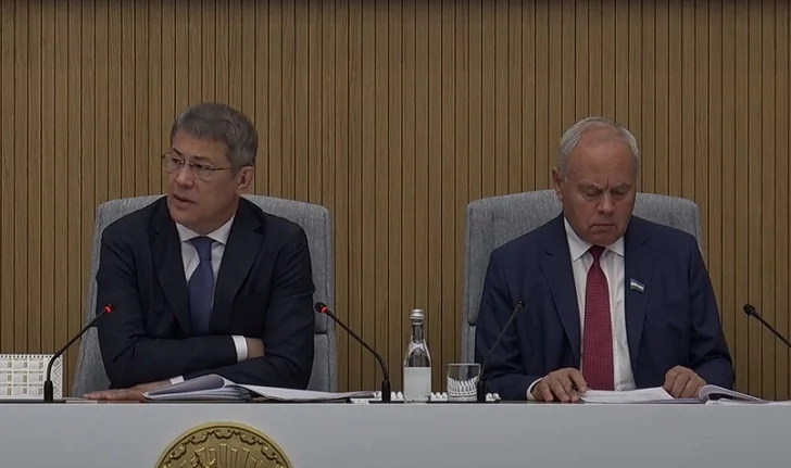 Глава Башкирии поручил чиновникам приготовиться включить отопление в сентябре