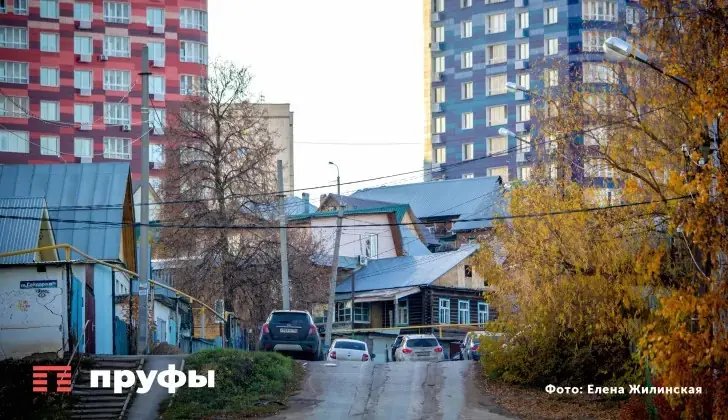 В центре Уфы обнаружили особенную улицу: живут как в прошлом веке, а за забором — купеческие тайны
