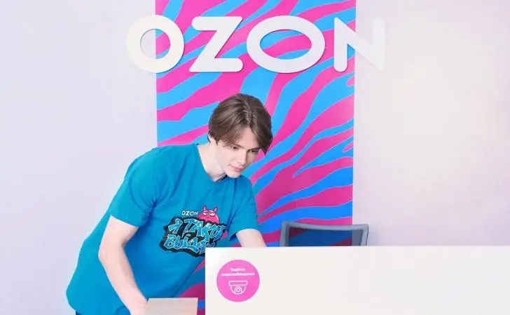 Ozon раскрыл, какой процент от чаевых достанется их сотрудникам