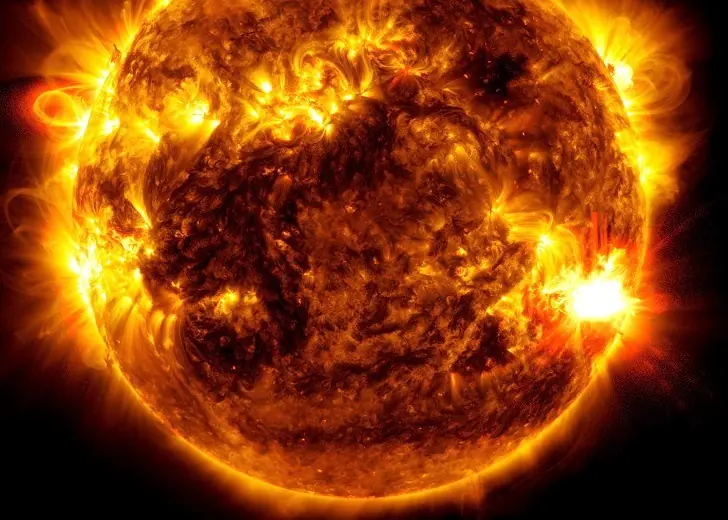 Экстремальная магнитая буря накроет Землю в декабре 2025 года