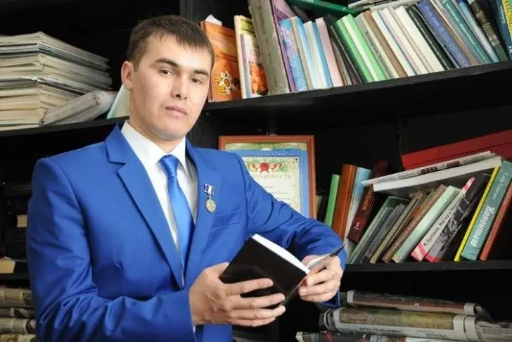 Протестовавший против низких зарплат Айгиз Баймухаметов может лишиться должности