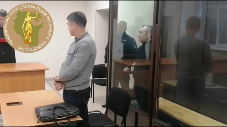 Бывшему главе Мелеузовского района, бравшему взятки квартирами, ужесточили приговор