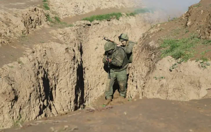 Боец СВО из Башкирии получил награду ЛНР