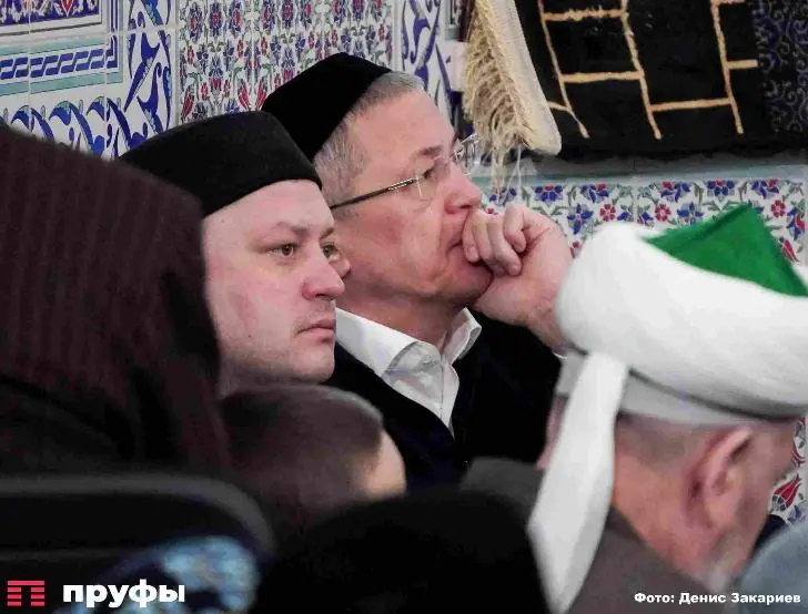 Ураза байрам в Уфе – как прошел праздник у мечети Ляля-Тюльпан. Фоторепортаж