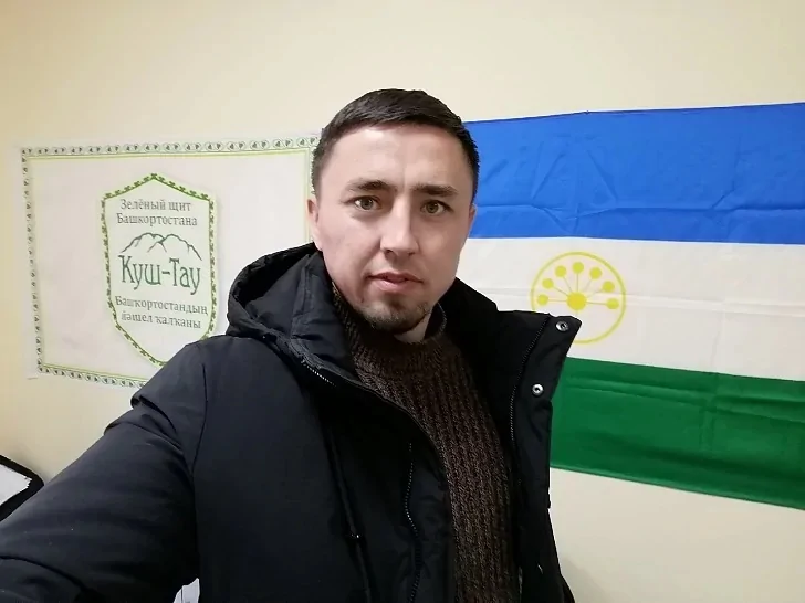 Полиция Башкирии решила запретить людям собираться перед судом в поддержку Алсынова* 