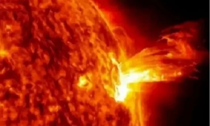 Явление сильнейшей магнитной бури K-index 4 сотрясет Землю