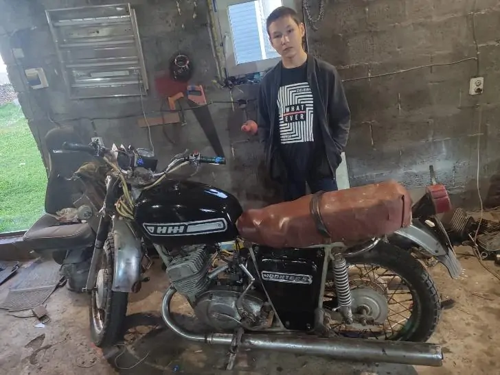 Школьник из Башкирии собрал мотоцикл и отправил его на СВО