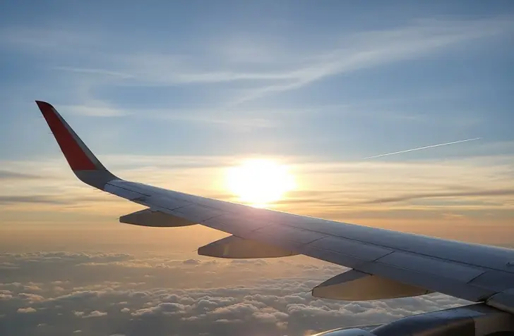 Самолёт Уфа — Петербург экстренно сел в Казани из-за ЧП на борту