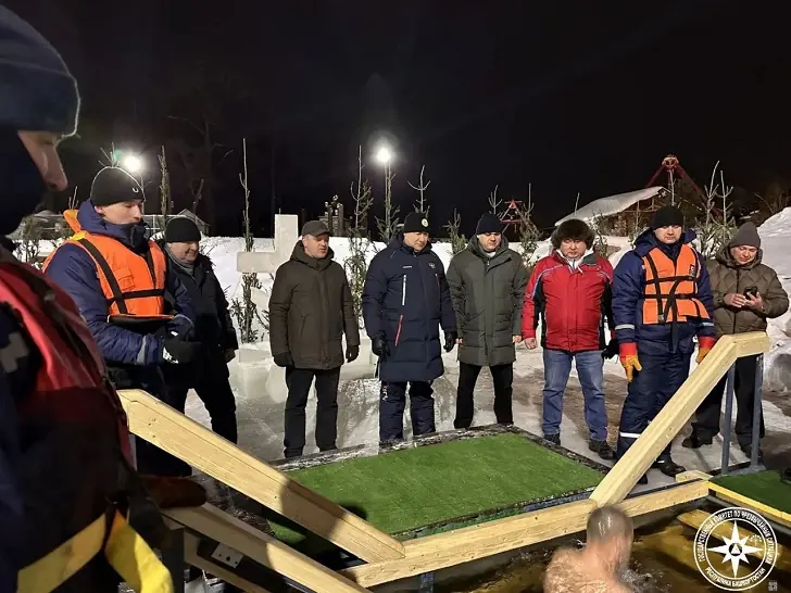 В Башкирии прошли Крещенские купания: на них пришли более 15 тысяч православных