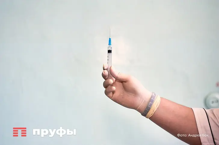 Вакцина от рака станет бесплатной в России