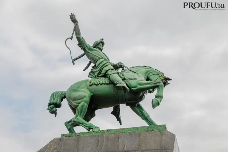 Стало известно, кто возьмет ответственность за реставрацию памятника Салавату Юлаеву