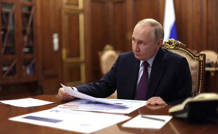 «Путин прилетел?»: спецборт «Россия» приземлился в аэропорту Уфы