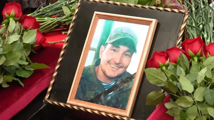 «Заслонил телом брата»: в Башкирии попрощались с трагически погибшим бойцом