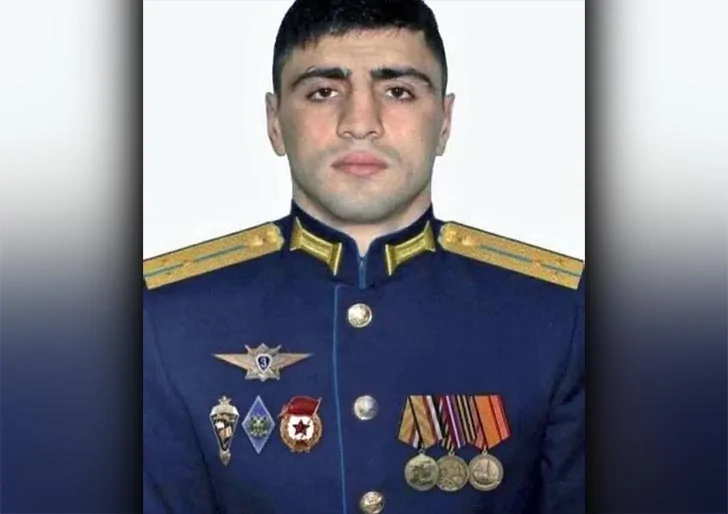 Президент Путин присвоил звание Героя России посмертно офицеру ВС РФ Нурмагомеду Гаджимагомедову