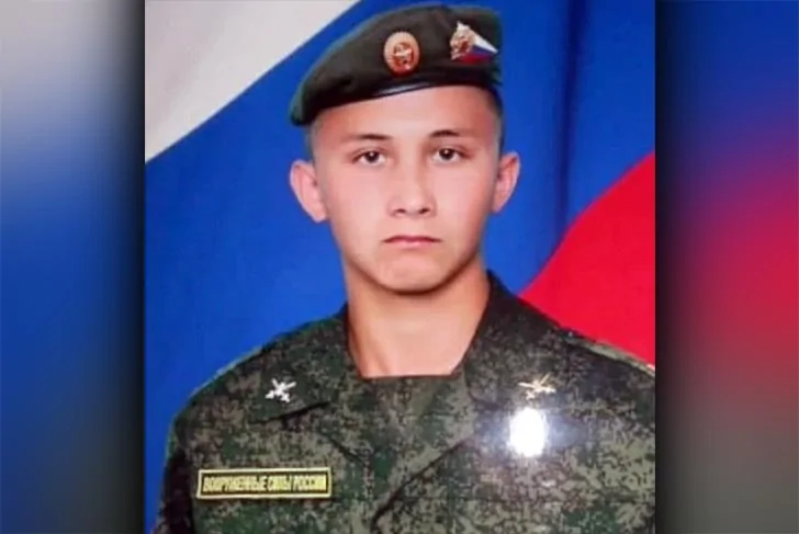 Еще одного погибшего на Украине контрактника похоронили на родине в Башкирии