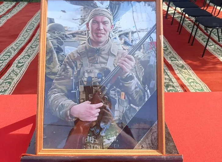 «Родителям – низкий поклон»: в Башкирии простились с бойцом СВО