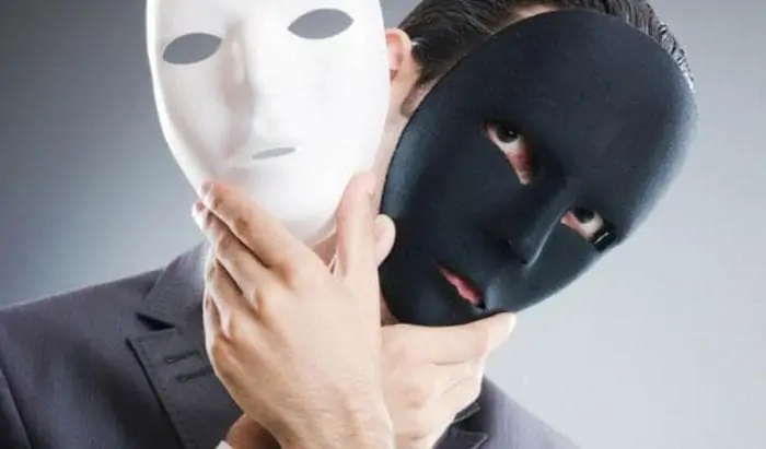 Замаскироваться под «нормальных»: как работать с психическим расстройством