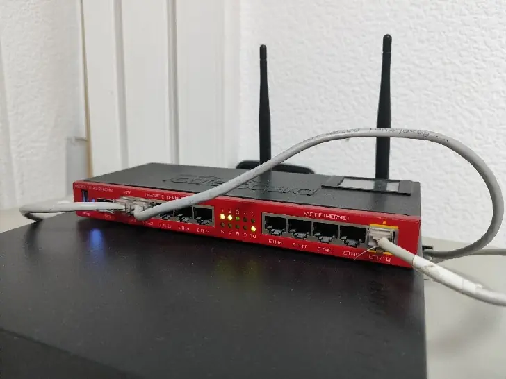 Отодвинул роутер — интернет попёр. Простое действие ускоряет Wi-Fi в 2 раза 