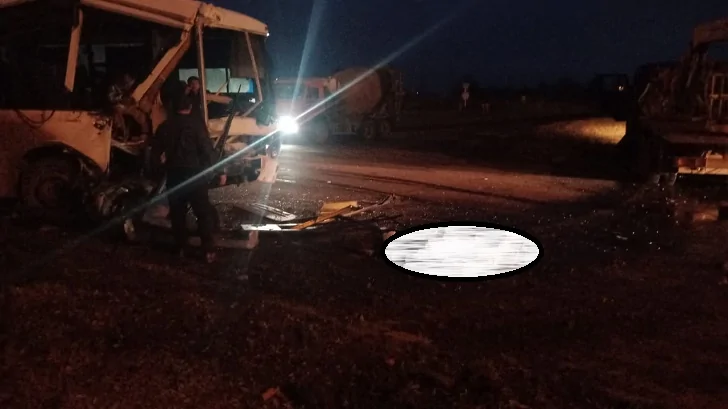 В Татарстане при ДТП пассажир вахтового автобуса вылетел из салона и погиб