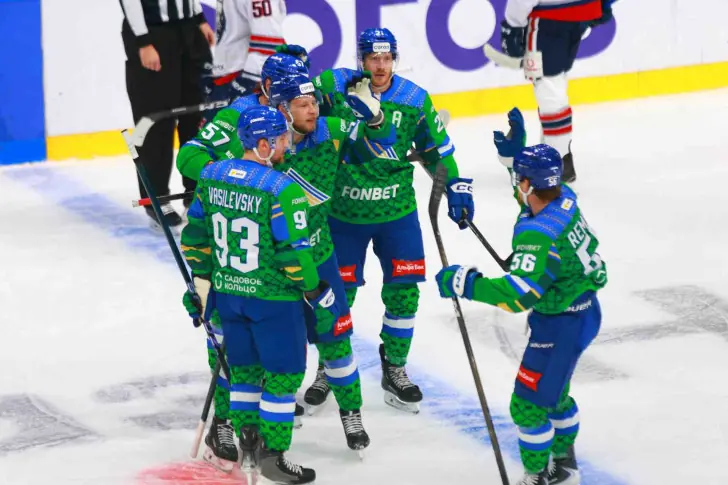 «Салават Юлаев» уверенно обыграл «Автомобилист» дома