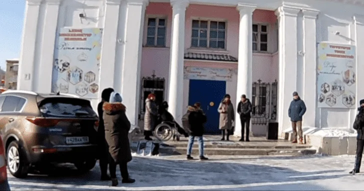 Почему в Сибае вместо митинга получился круглый стол общественников