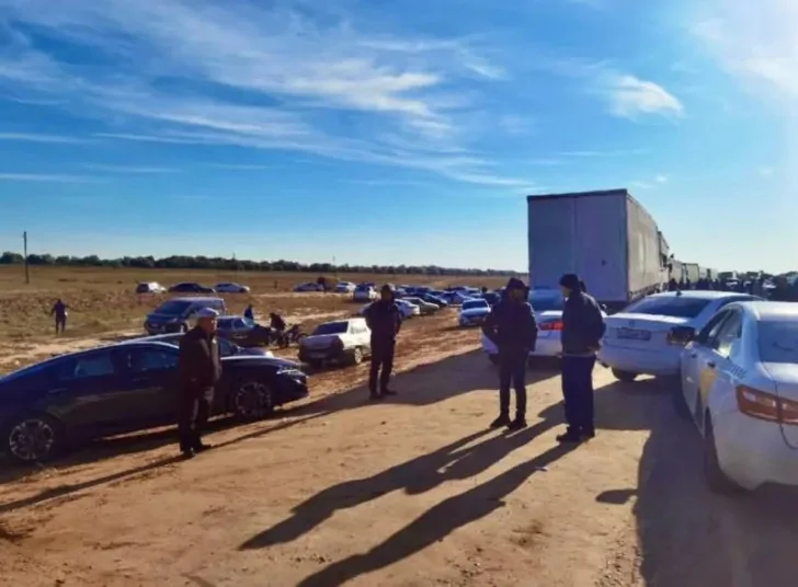 Власти Казахстана рассказали, сколько россиян остались в стране после объявления частичной мобилизации