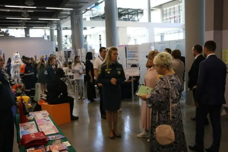 Башкирские спасатели рассказали о своей работе на выставке 