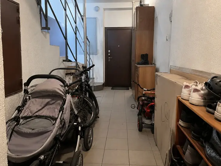 За какую привычную вещь у подъезда собственников квартир теперь начнут жестко штрафовать