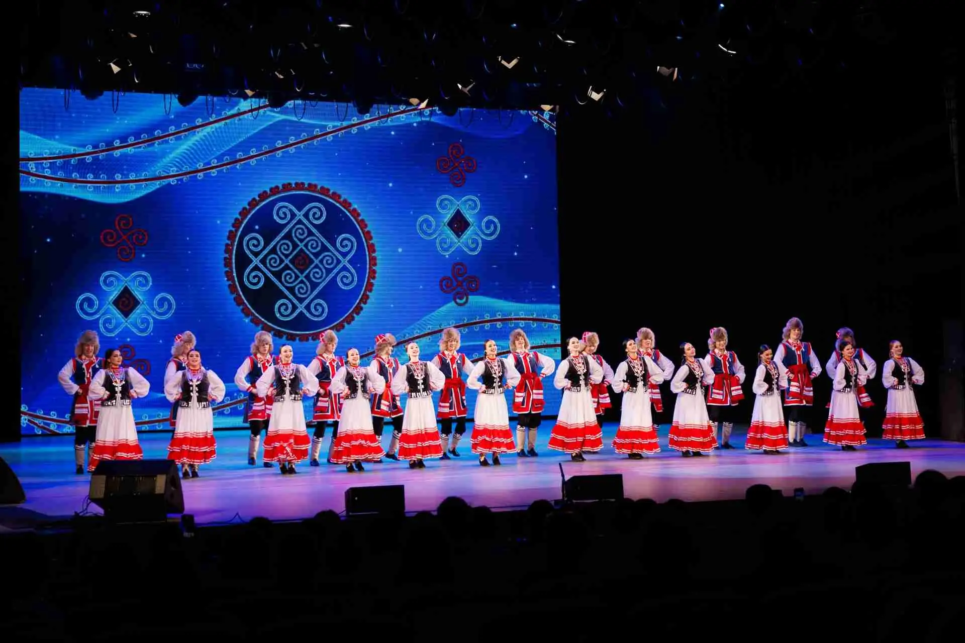 Государственный ансамбль Гаскарова попал под суд из-за многолетнего использования чужой музыки 