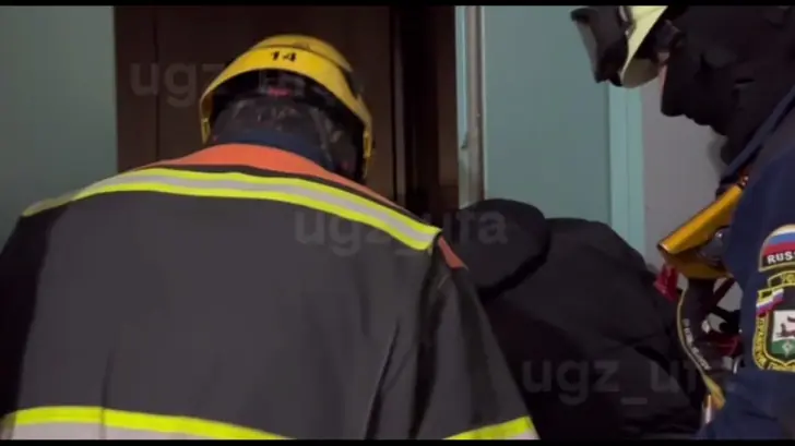 Лифт с пассажирами сорвался в уфимской многоэтажке