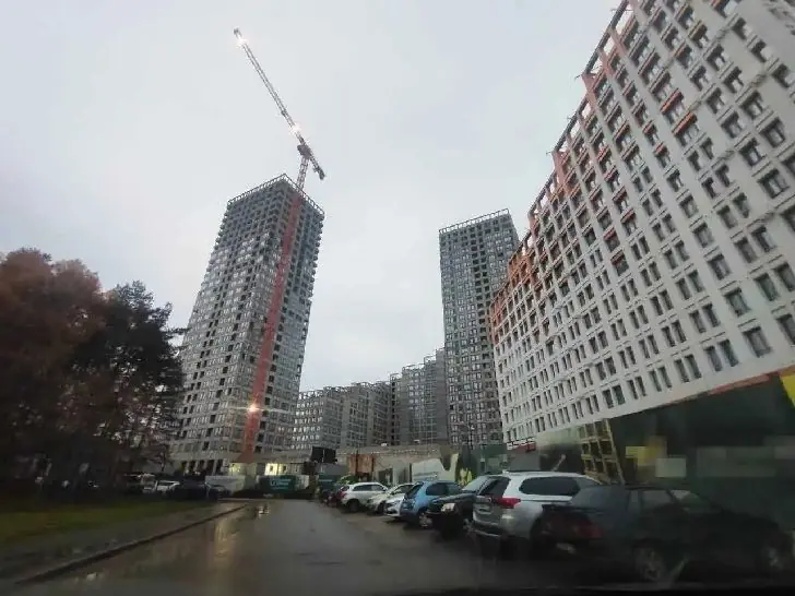 «Такие дома — одноразовые»: прораб с Урала раскрыл, почему не стоит брать новостройки после 2022 года