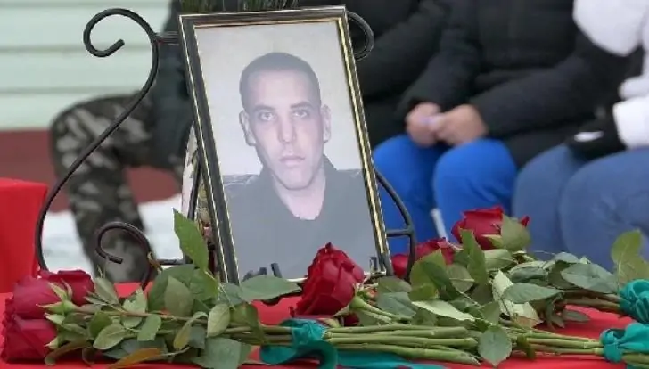 «Слезы и боль»: в Башкирии простились с 25-летним бойцом СВО
