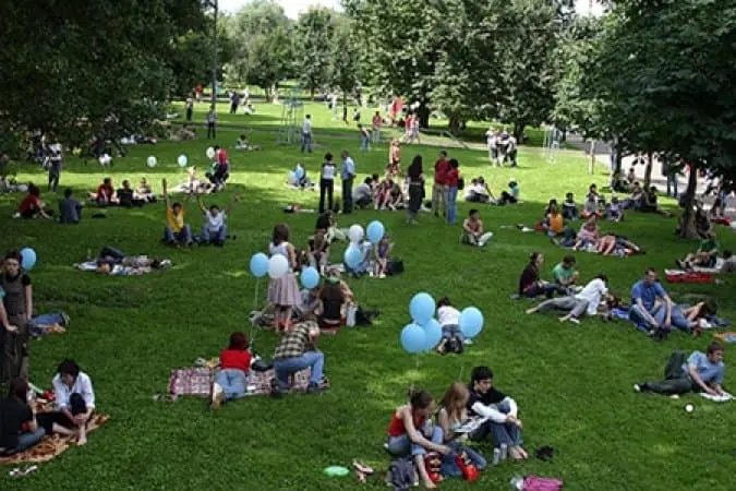 В майские праздники внесли изменения