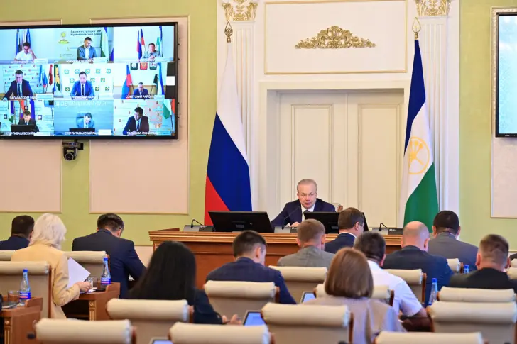 После оперативки Хабирова премьер-министр Башкирии провел еще одно совещание с чиновниками