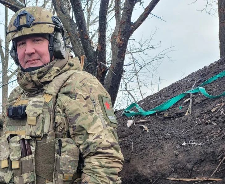 В день рождения Дмитрия Рогозина ранило при обстреле гостиницы Донецка