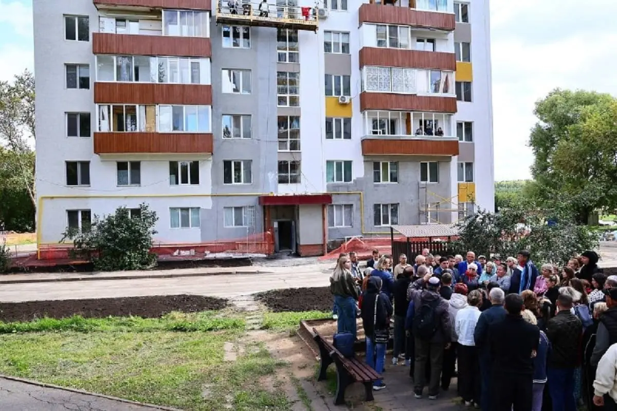 Мэр Нижнекамска рассказал о состоянии дома, пострадавшего после атаки БПЛА