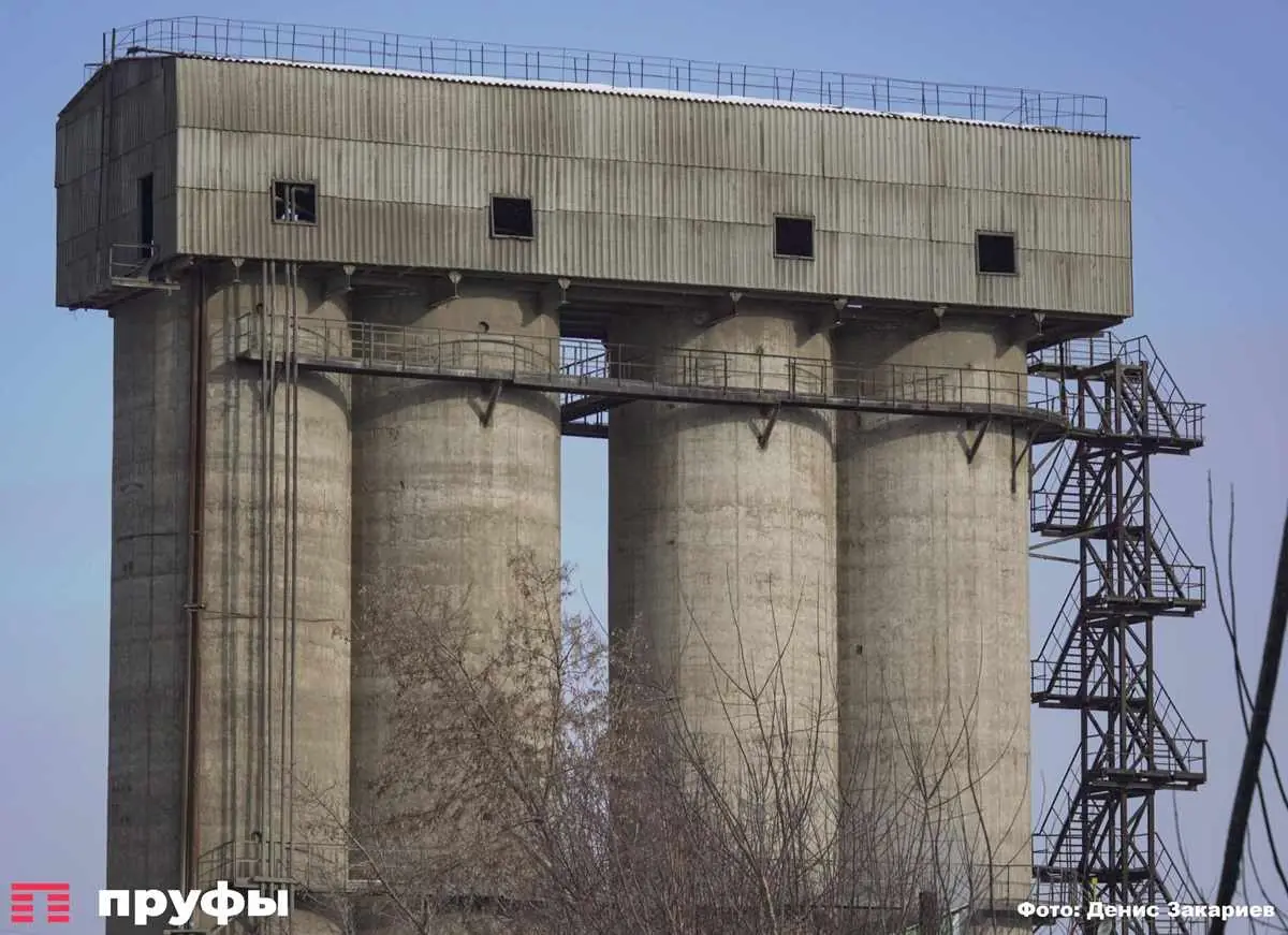 В промзоне Уфы потерпел крушение беспилотник