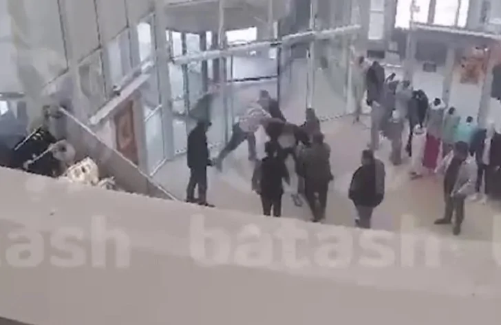 В Уфе произошла массовая драка в популярном ТЦ