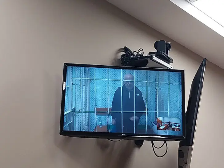 «Не в деньгах счастье». Как экс-минобр Энгель Фаттахов защищал имущество в 651 миллион в суде – репортаж