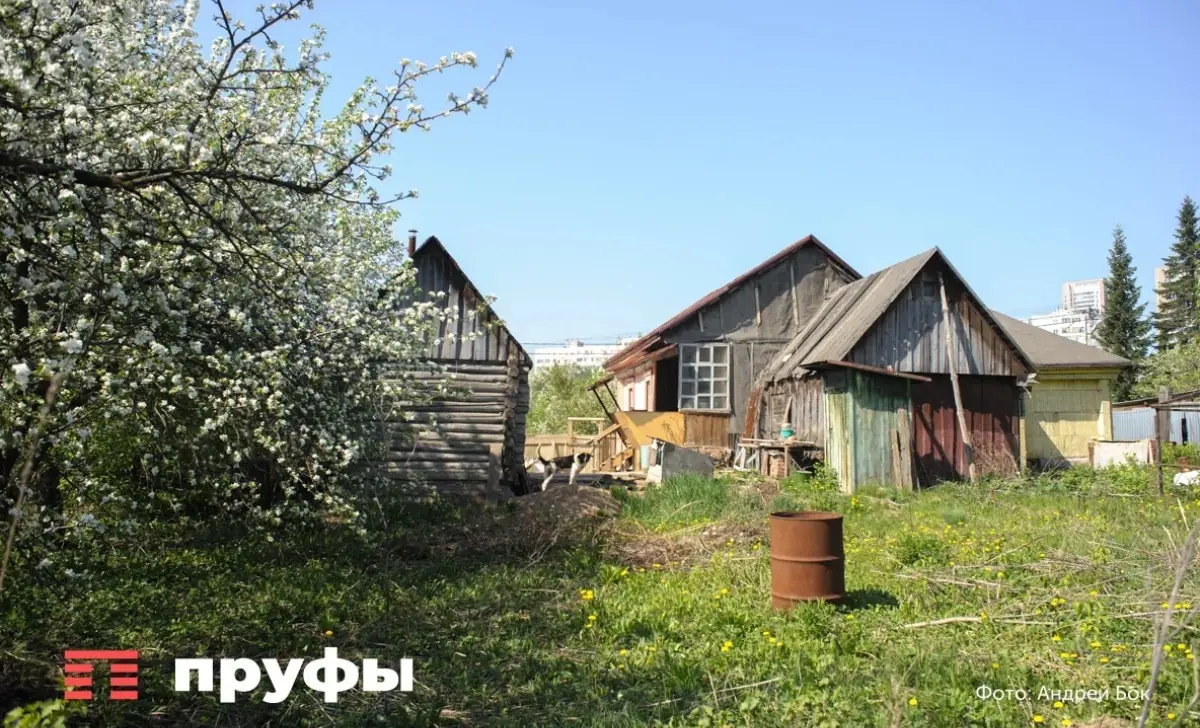 В каких случаях могут обязать снести загородный дом