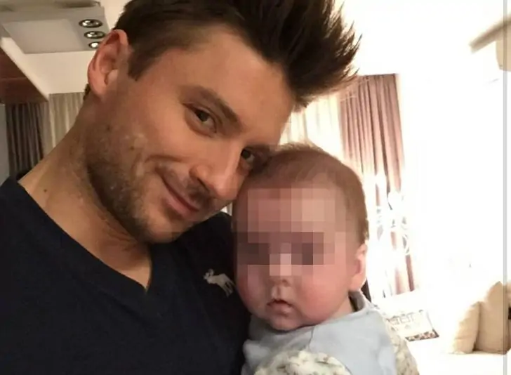 Сергей Лазарев поделился фото с малышом: «Мой долгожданный сын»