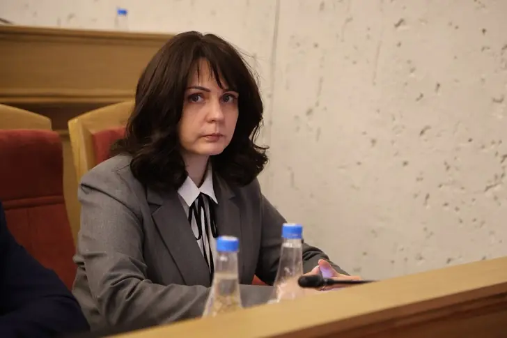 Хабиров внес кандидатуру Теняевой на пост председателя Контрольно-счетной палаты Башкирии