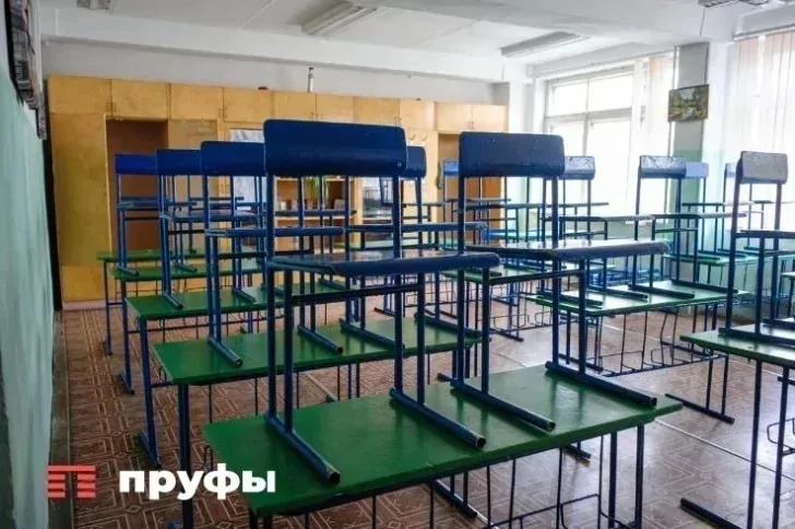 Володин задумался о том, что школьники слишком много учатся