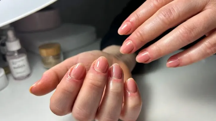 Гель-лак уже не в моде: почему японский маникюр стал хитом 2026 года