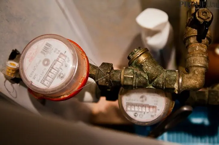 Счетчик врет: признаки неисправности, которые ведут к переплатам