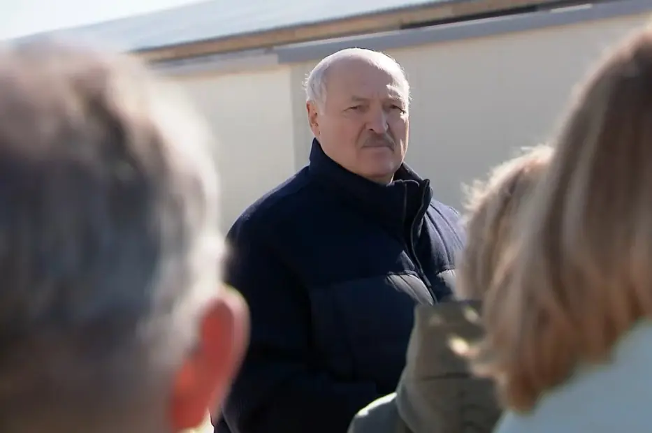 Лукашенко пригрозил отправить в штурмовики министра сельского хозяйства