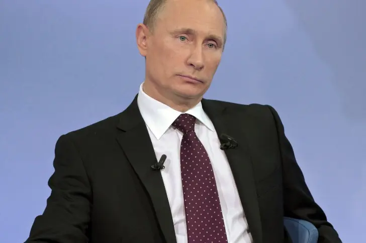 Путин поручил стабилизировать топливный рынок: итоги совещания и новые меры поддержки 
