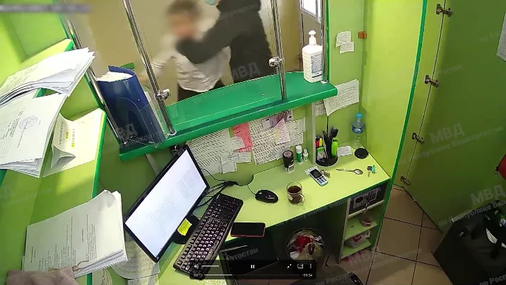 Мужчина из Башкирии изготовил наркотики, попытался ограбить микрозаймы и украл три колонки